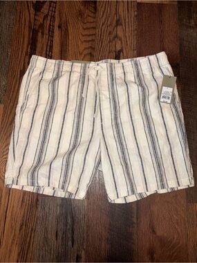 Target Men's Cream and Blue Striped Linen-Blend Shorts